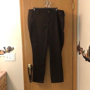 PLUS SIZE AVENUE brown skinny jeans - 26 AVERAGE